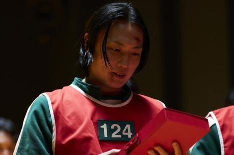 &#8220;Squid Game 3&#8221; Previews A High-Stakes Battle With Lee Jung Jae, Lee Byung Hun, Wi Ha Joon, Park Gyu Young, And More 6
