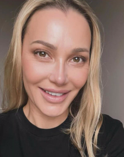Portrait of 90s pop star Whigfield.