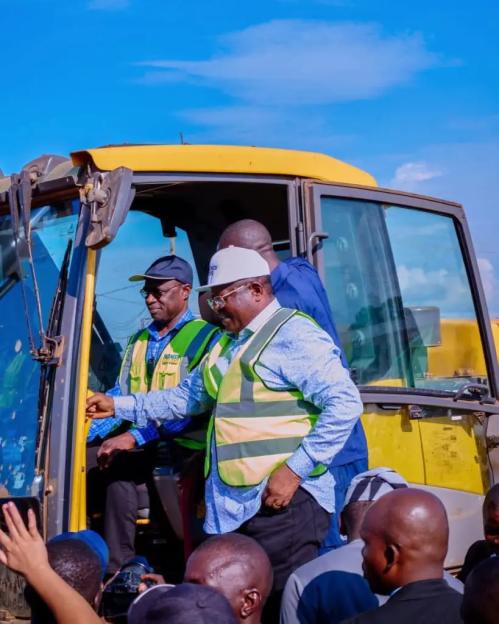 Nigerian govt flags off $950m Makurdi–9th Mile dualization project