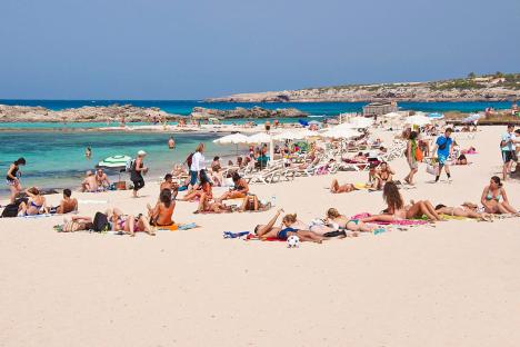 Brit woman, 39, vanishes at sea after hiring 15ft boat on paradise island Formentera as police launch major search