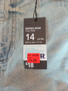 Primark jeans tag: size 14, ripped mom jeans, high rise, reduced from £18.00 to £5.00.