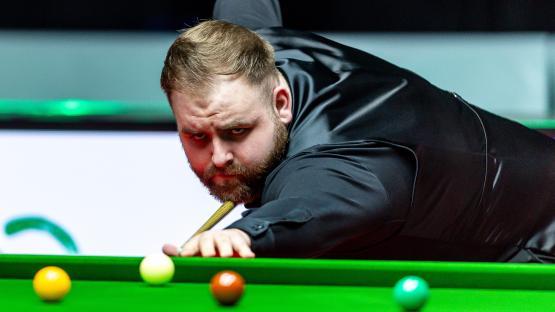 Snooker star bags massive £147,000 bonus in World Championship qualifying after making TWO 147s in same match