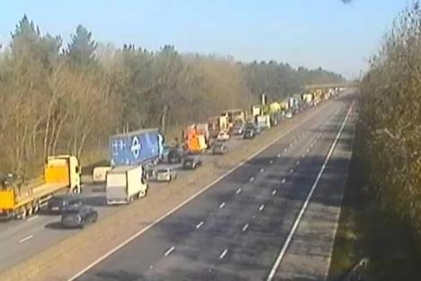 M1 closed in both directions as air ambulance lands after ‘serious crash’ with drivers facing long delays