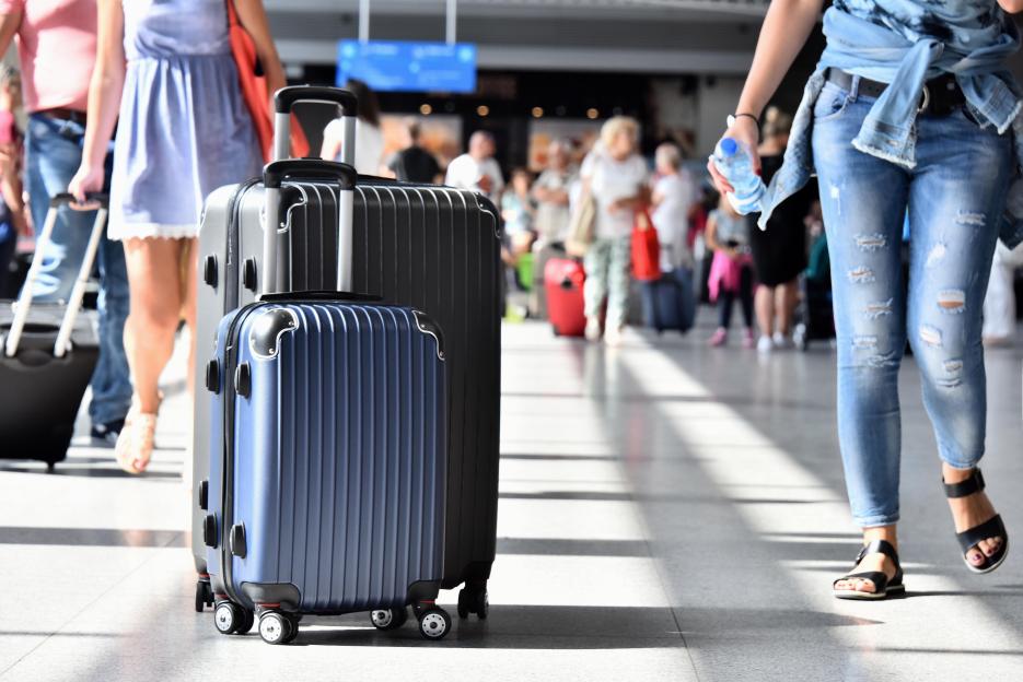 Airline with UK flights increases free hand luggage allowance in rare move