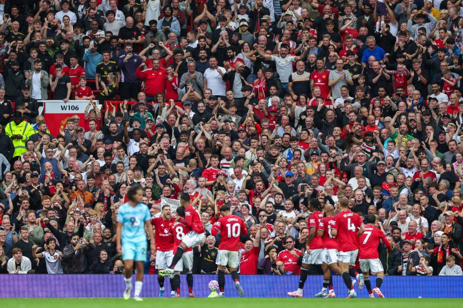 ‘Much-loved character’: Man Utd steward of 25 years who received letter from Alex Ferguson dies after brain tumour fight