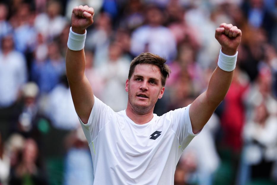 British Wimbledon champion issues grovelling apology after telling groundsman ‘get the f*** off court’