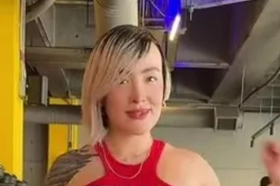 ‘Makes me want to never go to the gym’ woman slammed over her workout outfit they say belongs at the ‘strip club’