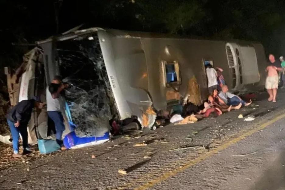 Tragic Tourist Bus Crash Claims 15 Lives After Driver Loses Control Due to Brake Failure