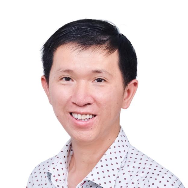 Portrait of a smiling man.