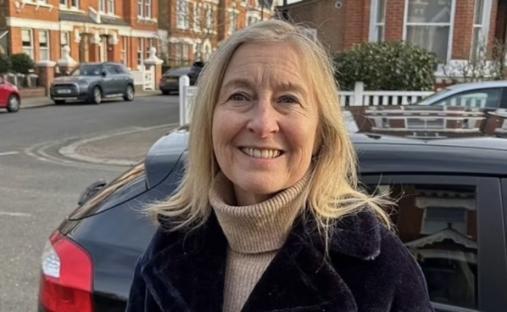 Fiona Phillips in a new photo.