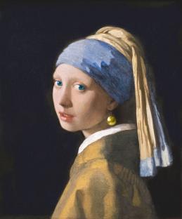Painting of a girl with a pearl earring.