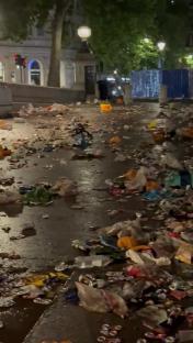 Littered Trafalgar Square after a Sunderland fans' party.