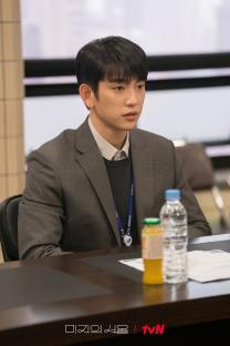 Jinyoung And Ryu Kyung Soo Stand As Pillars Of Support For Park Bo Young In New Drama “Our Unwritten Seoul”; 6