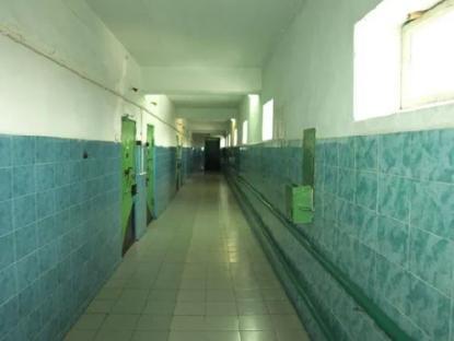 Hallway in a pre-trial detention facility.