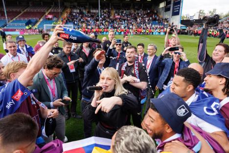 Burnley stars serenaded by chart-topping Noughties legend in surprise scenes following promotion to Premier League