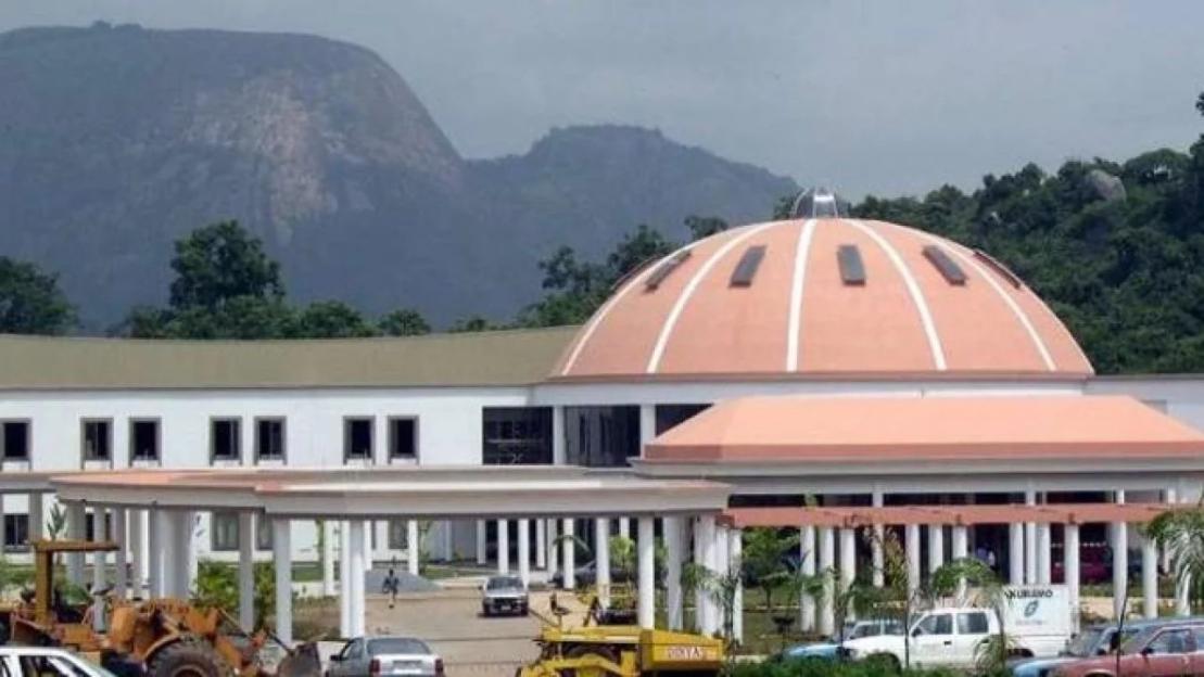 BREAKING: EFCC chairman, former Rivers sole administrator Ibas in Aso Rock