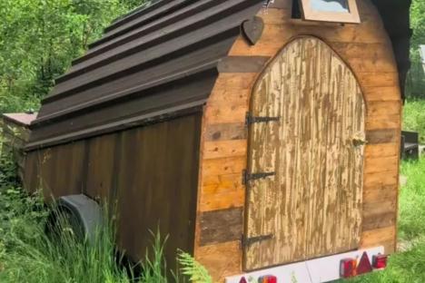 I built a hobbit house on wheels for £200 & now have zero bills – it’s only 13ft long & my roof comes from an old pigsty