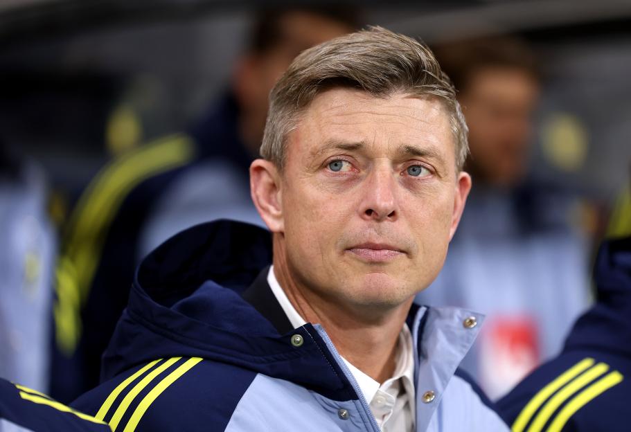 Sweden Parts Ways with Manager Jon Dahl Tomasson After Disappointing Loss and Sharp Criticism of Isak and Gyokeres