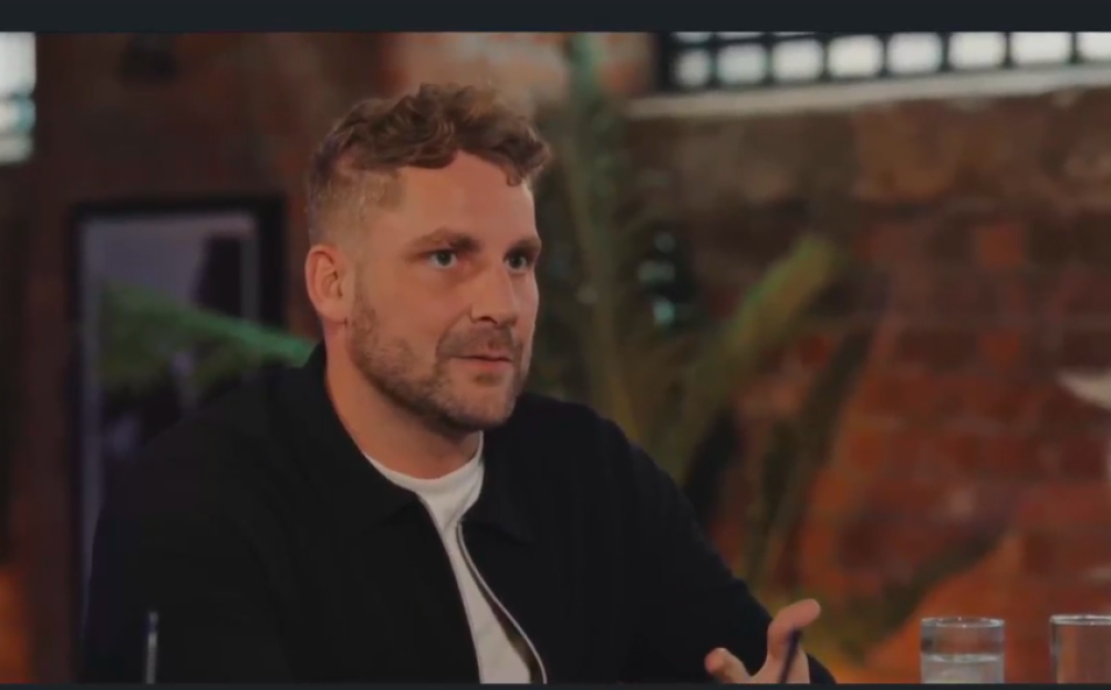 MAFS UK's Ashley in a black jacket and white shirt.
