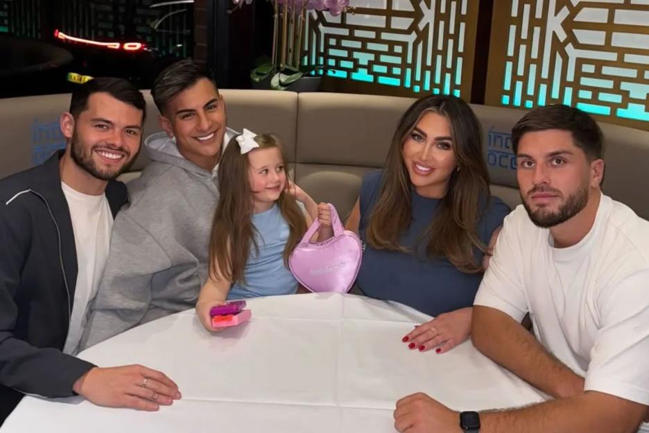 Lauren Goodger fuels rumours she’s back with ex as they have dinner with Towie co-stars