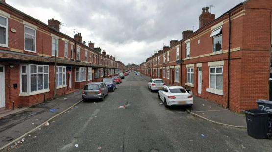 Horror as ‘gun pointed at crowd’ & crossbow seized near UK city centre with 30 armed cops scrambled – as 7 arrested