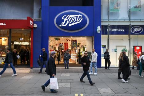 Fans race to Boots for a dupe of £300 Armani perfume, it’s just £11.99 & the smell is ‘incredible and they last so long’