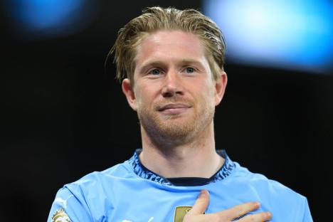 Kevin De Bruyne makes transfer decision on future after Man City legend hinted at Premier League stay