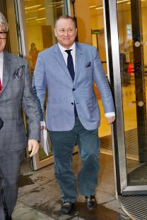 Mike Ashley leaving the High Court.