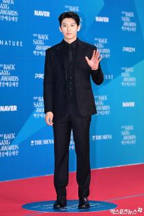 Stars Grace The Red Carpet At 61st Baeksang Arts Awards 35