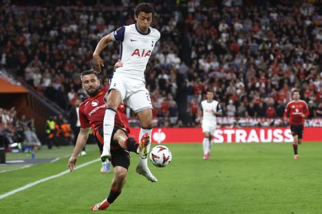 Discovery Plus down: Europa League final CHAOS as fans struggle to watch Man Utd vs Spurs for free
