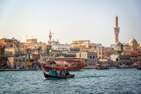 RG62G6 Dubai creek and Dubai old town, United Arab Emirates