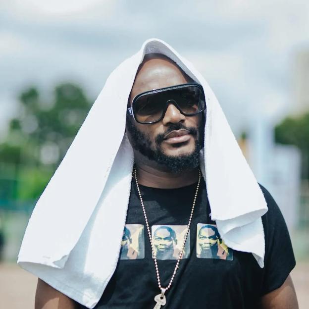 ‘She will destroy your legacy’ – 2Face brother shares concerns about singer’s relationship