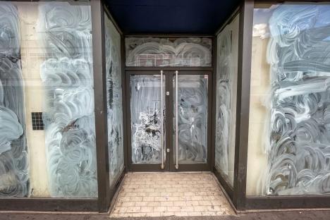 Outdoor clothing chain with over 300 stores to shut popular branch in HOURS after launching huge closing down sale