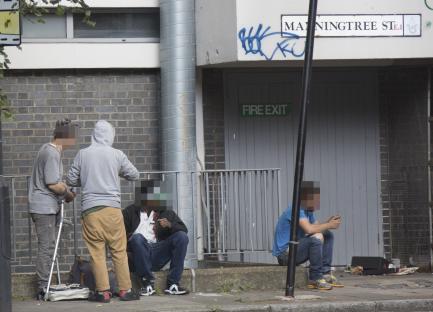 Undercover reporter buying heroin and crack cocaine from a dealer.