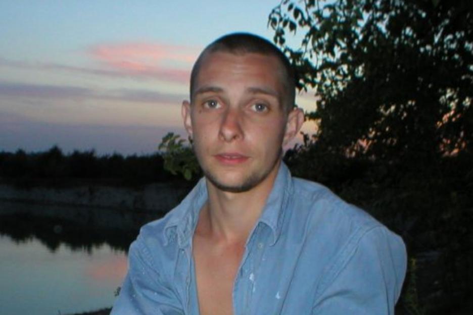 Man, 45, died ‘taking de-worming drug for animals after seeing fake claims online it could cure cancer’