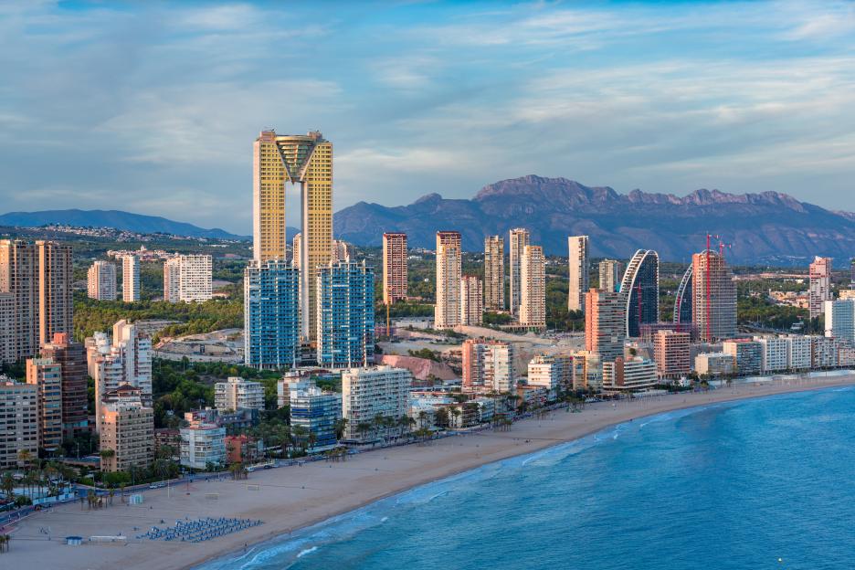 Brit tourist, 31, drowns at popular Benidorm beach after ‘going for evening swim with friends’