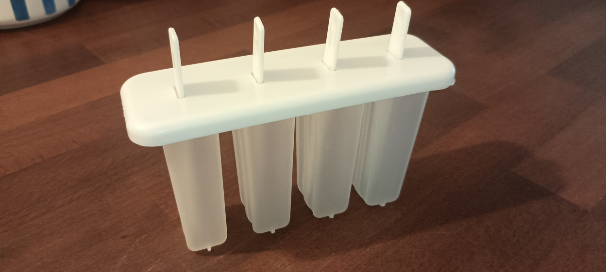 Four-popsicle mold.