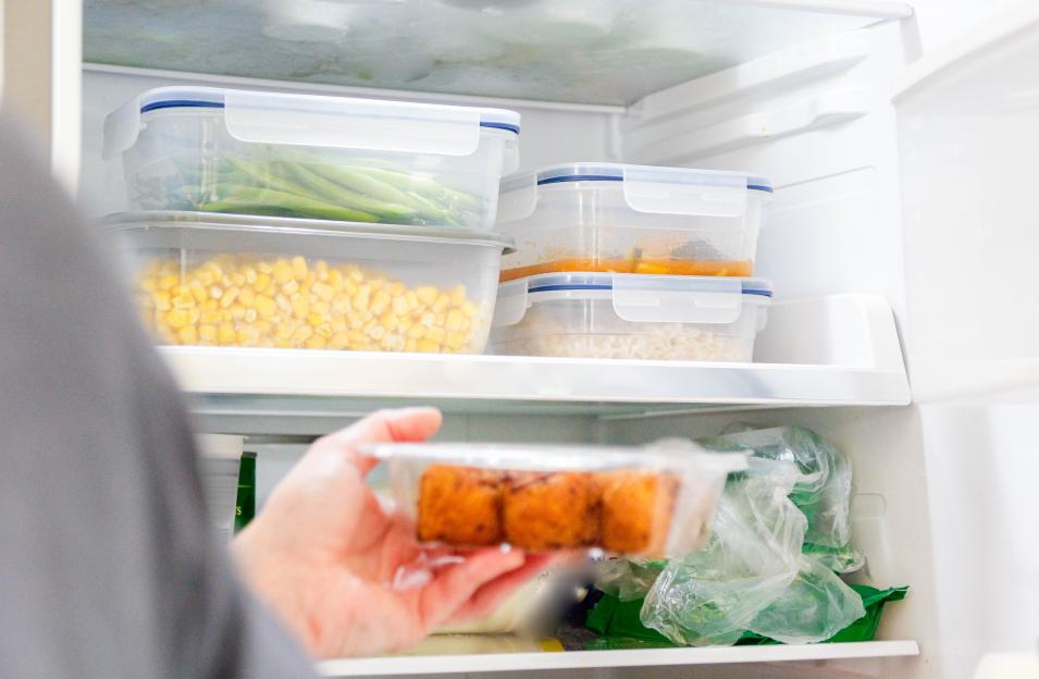 Why you should be putting VINEGAR on your leftovers & it could actually make your food taste better too