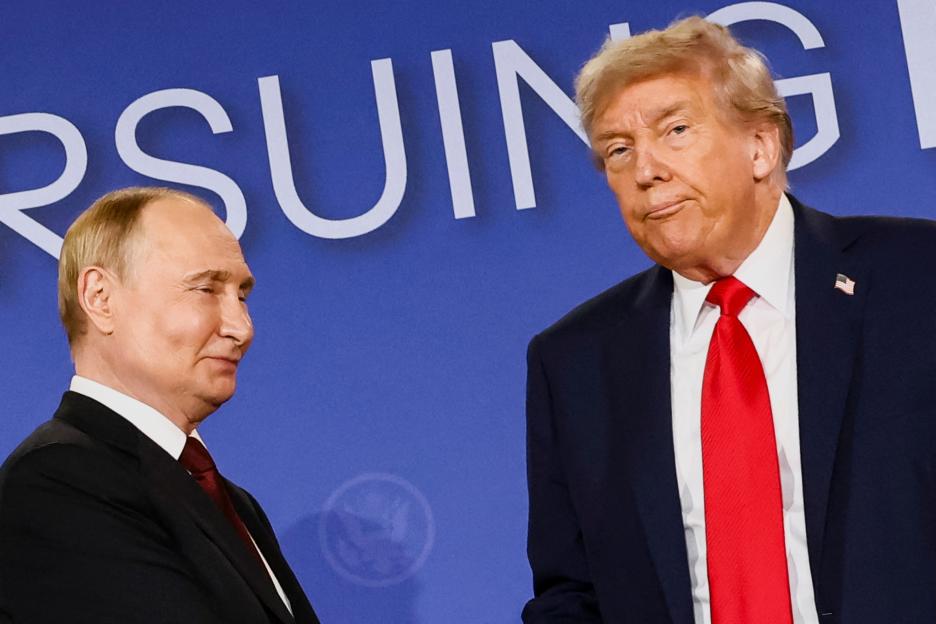Presidents Putin and Trump at a press conference.