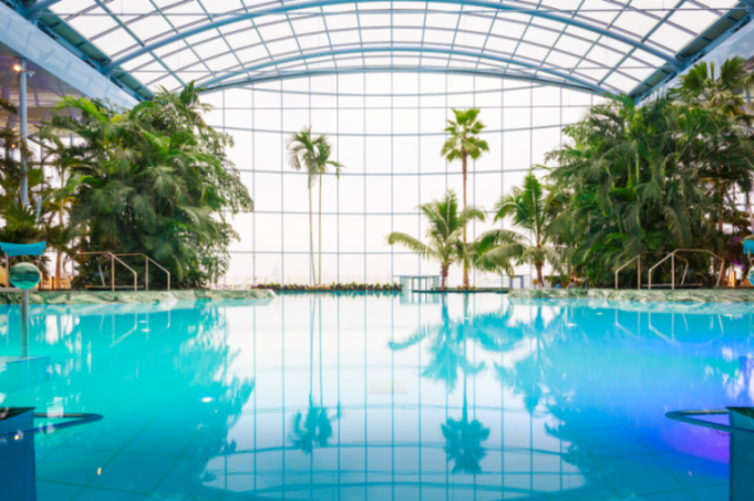 Thermal bath at Therme Bucuresti.