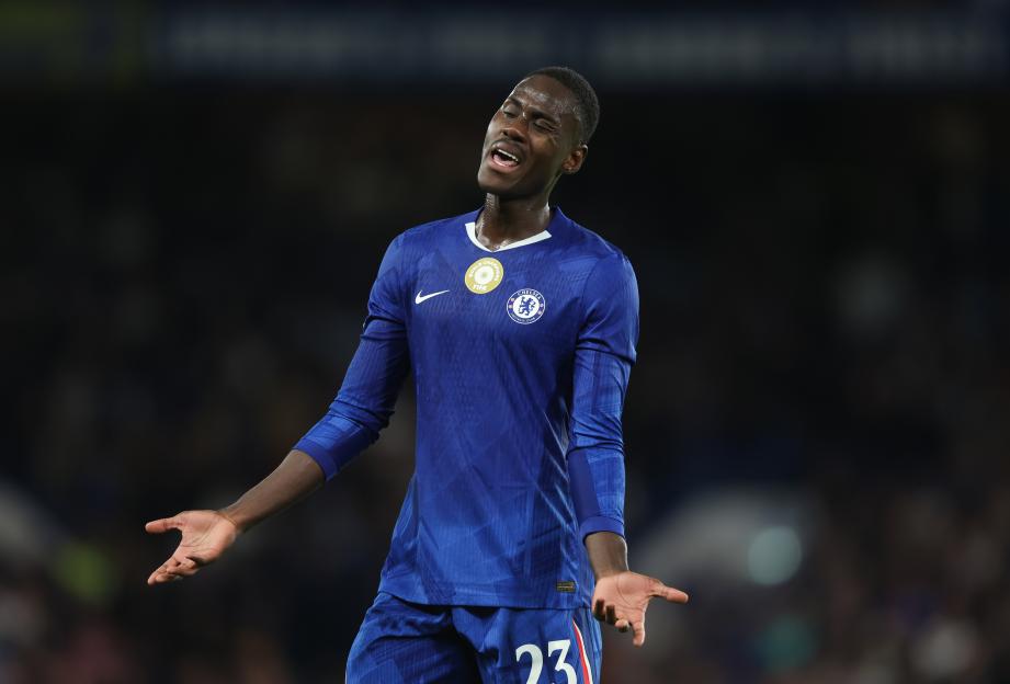 Trevoh Chalobah reacting during the Chelsea FC vs SL Benfica match.
