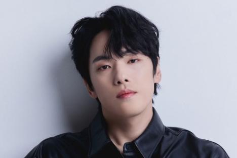 Kim Jung Hyun Joins “Mr. Queen” Co-Stars Shin Hae Sun And Cha Chung Hwa In New Agency
