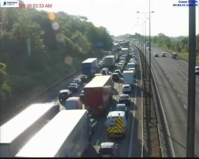 M25 motorway traffic jam between junctions 6 and 5.