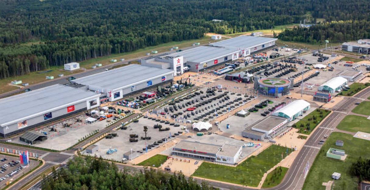 Aerial view of Patriot Park near Moscow with multiple buildings and military vehicles.