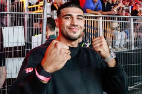 ‘It’s gone’ – Tommy Fury hid ‘problem’ injury from his opponent in comeback fight, reveals dad John