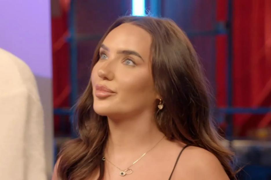 Forgotten Love Island Casa Amor girl makes surprise cameo on Celebs Go Dating – did you spot her?