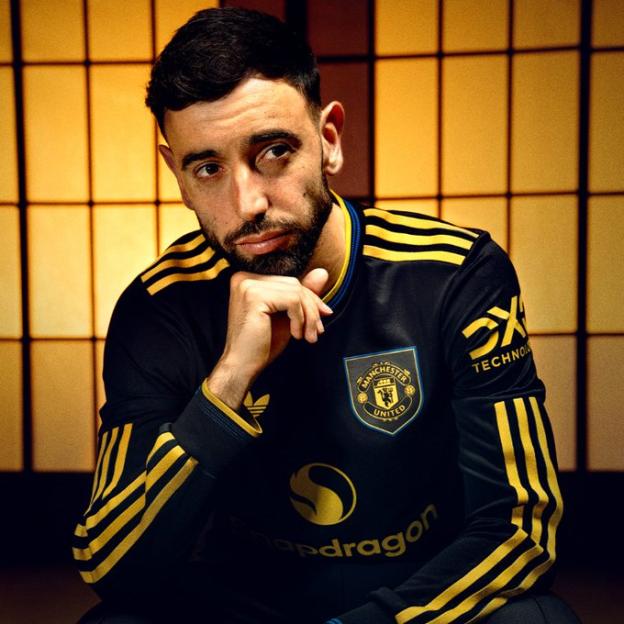 Manchester United away kit.