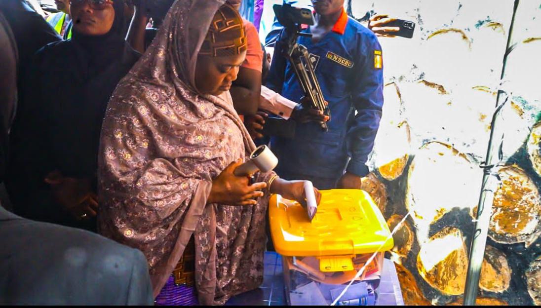 Niger Governor Bago Praises Huge Participation of Women in Council Elections