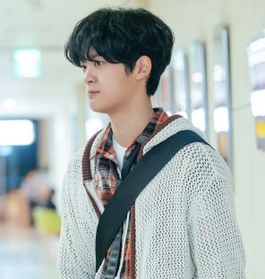 TWO SAGYE Winds Up At The Hospital With Lee Seung Hyub Nowhere In Sight On “Spring Of Youth” 3