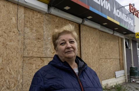 Portrait of Valentina Hoydenko in Saltivka, near Kharkiv, Ukraine.